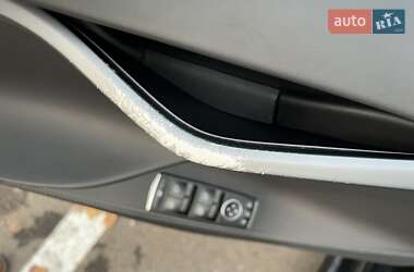 Лифтбек Tesla Model S 2018 в Киеве