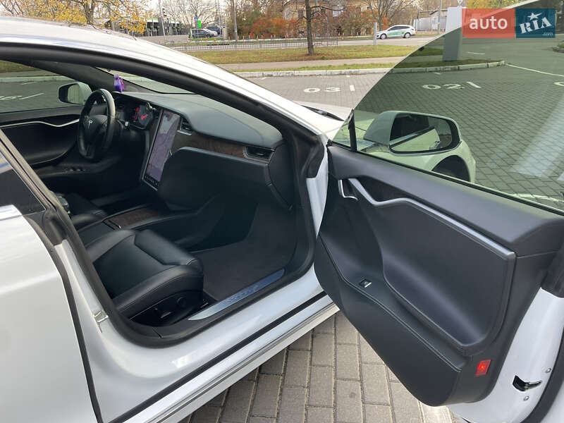 Лифтбек Tesla Model S 2018 в Харькове