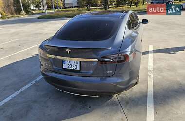 Лифтбек Tesla Model S 2013 в Синельниково