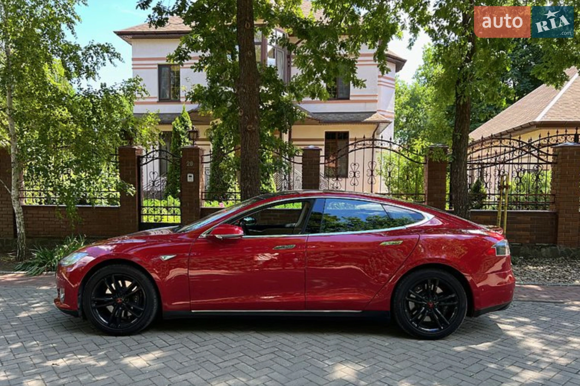 2014 Tesla Model S - мініатюра 15