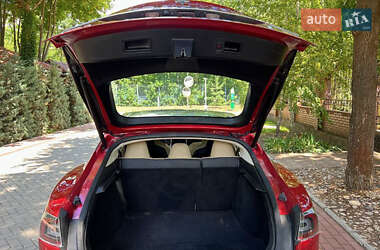 Лифтбек Tesla Model S 2014 в Киеве