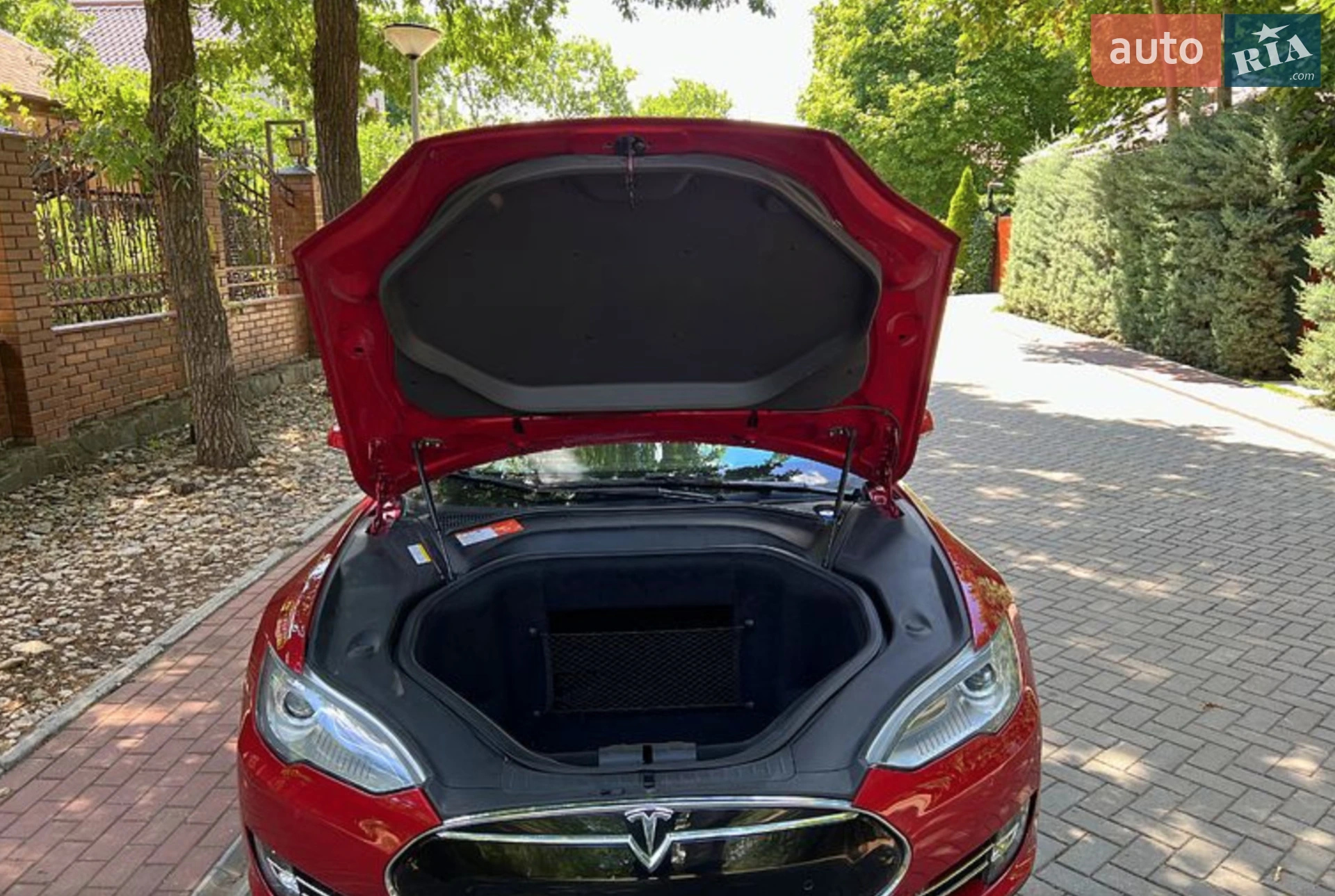 2014 Tesla Model S - мініатюра 12