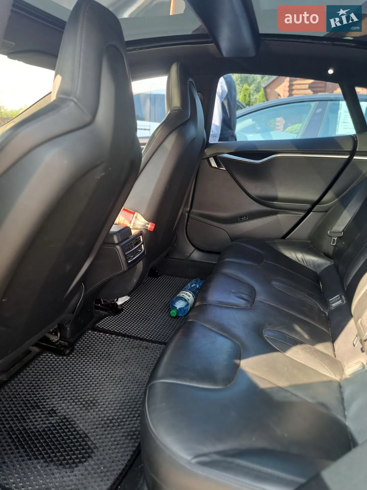 2014 Tesla Model S - мініатюра 11