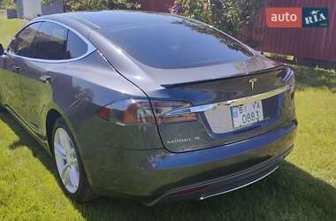 Лифтбек Tesla Model S 2015 в Полтаве
