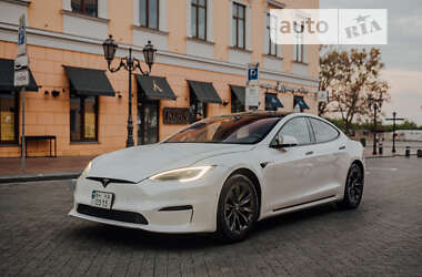 Ліфтбек Tesla Model S 2019 в Одесі
