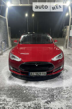 Лифтбек Tesla Model S 2013 в Фастове