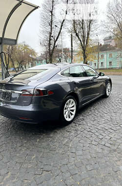 Лифтбек Tesla Model S 2017 в Хмельницком