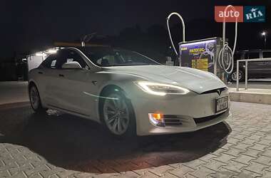 Ліфтбек Tesla Model S 2016 в Білій Церкві