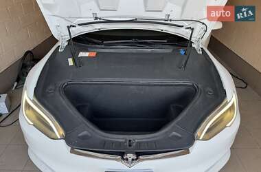 Ліфтбек Tesla Model S 2016 в Білій Церкві