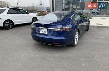 Лифтбек Tesla Model S 2019 в Киеве