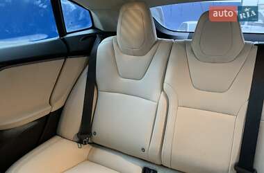Лифтбек Tesla Model S 2019 в Киеве