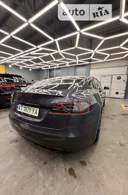 Лифтбек Tesla Model S 2020 в Ивано-Франковске
