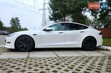 Лифтбек Tesla Model S 2022 в Киеве