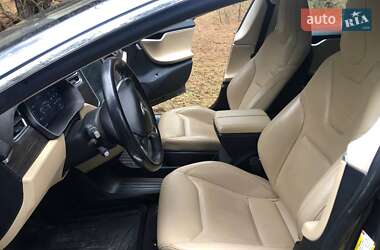 Лифтбек Tesla Model S 2014 в Киеве