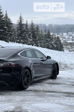Лифтбек Tesla Model S 2015 в 