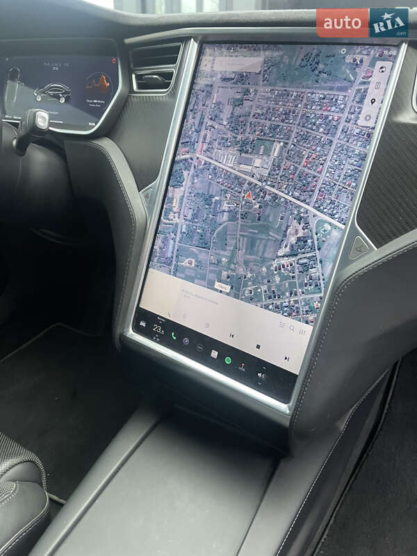 Лифтбек Tesla Model S 2017 в Бродах