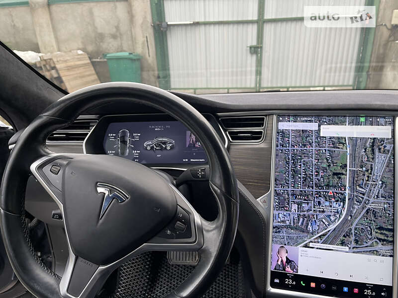 Лифтбек Tesla Model S 2015 в Хмельницком фото 11 Лифтбек Tesla Model S 2015 в Хмельницком