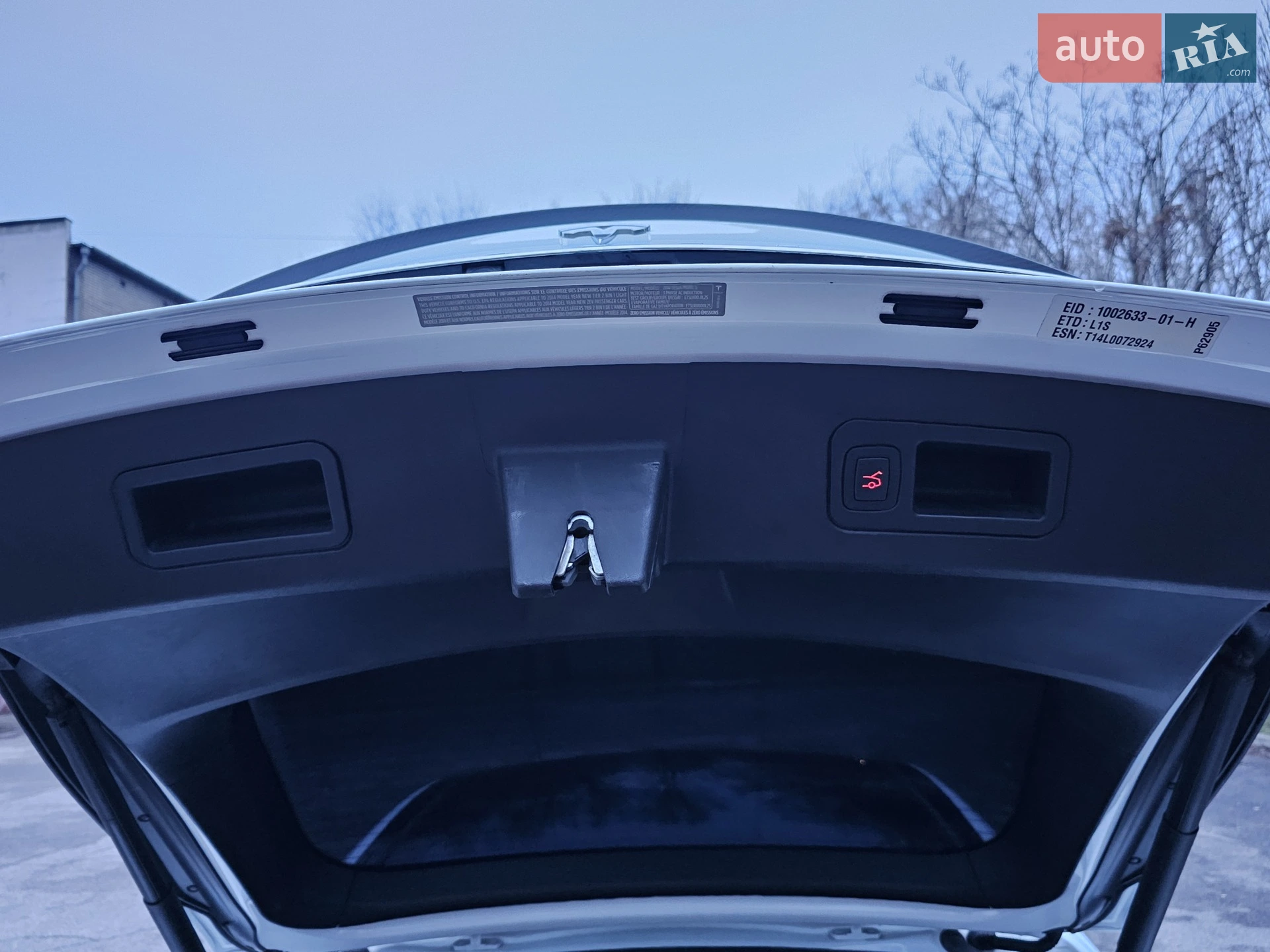2014 Tesla Model S - мініатюра 25