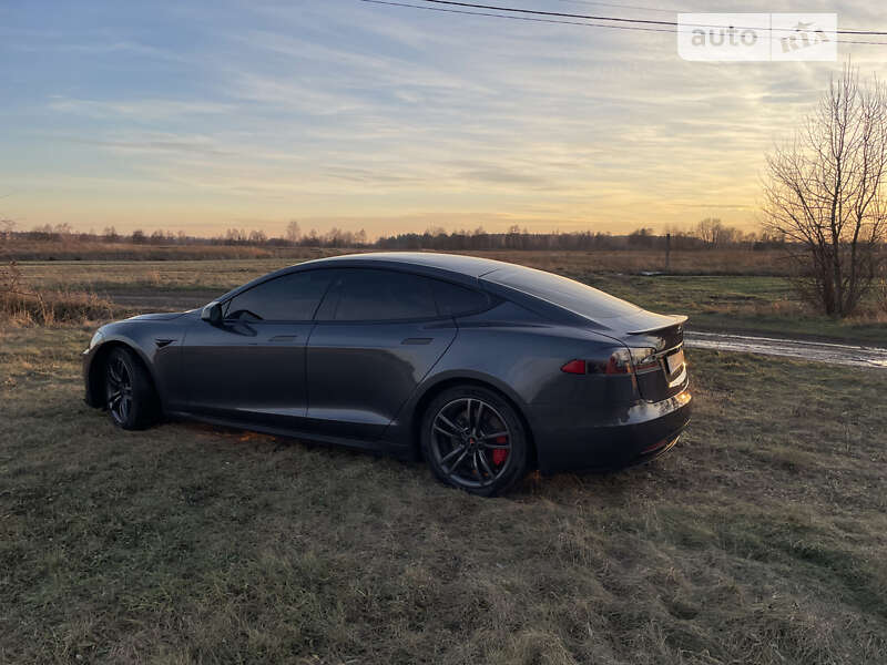 Ліфтбек Tesla Model S 2020 в Броварах