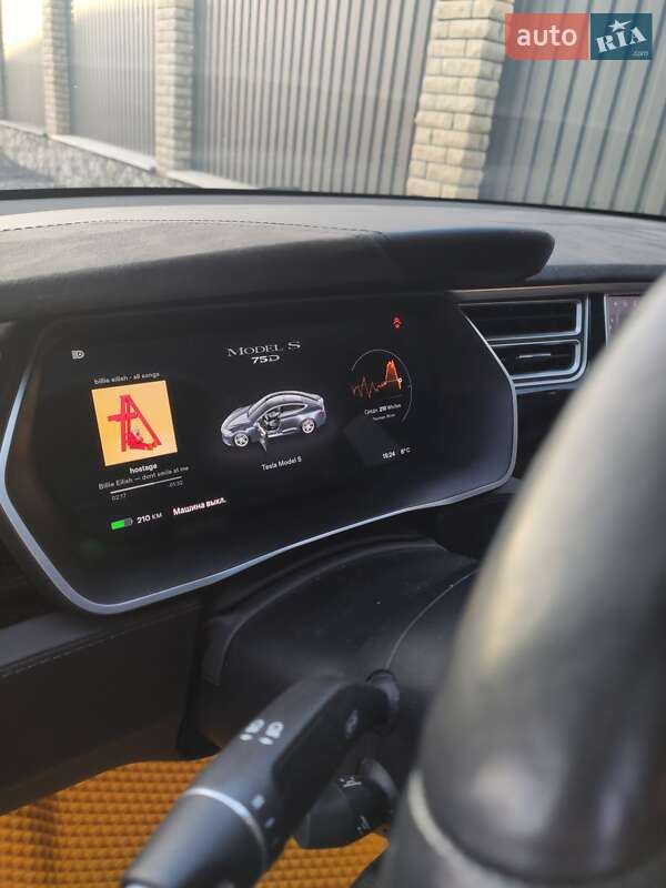 Ліфтбек Tesla Model S 2016 в Тростянці