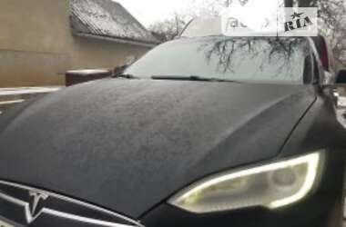 Лифтбек Tesla Model S 2014 в Ужгороде