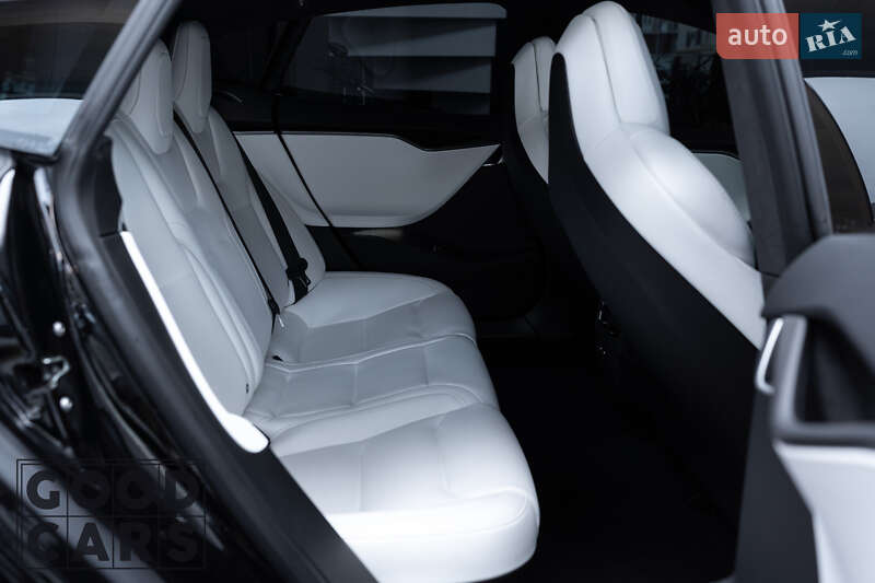 Лифтбек Tesla Model S 2019 в Одессе
