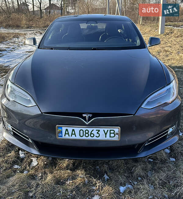 Ліфтбек Tesla Model S 2018 в Борисполі фото 2 Ліфтбек Tesla Model S 2018 в Борисполі