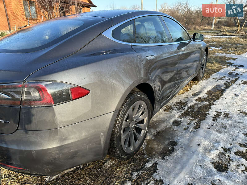 Ліфтбек Tesla Model S 2018 в Борисполі фото 6 Ліфтбек Tesla Model S 2018 в Борисполі
