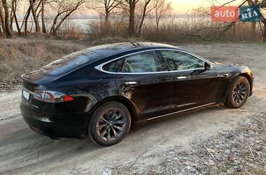 Ліфтбек Tesla Model S 2019 в Кам'янському