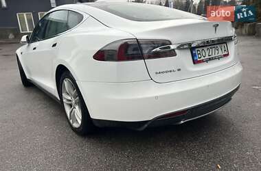 Лифтбек Tesla Model S 2014 в Тернополе фото 23 Лифтбек Tesla Model S 2014 в Тернополе