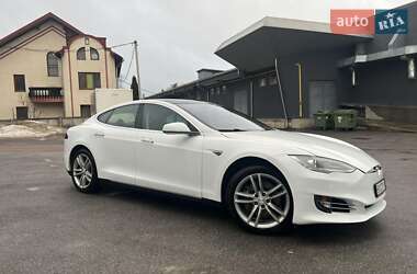 Лифтбек Tesla Model S 2014 в Тернополе