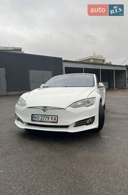 Лифтбек Tesla Model S 2014 в Тернополе