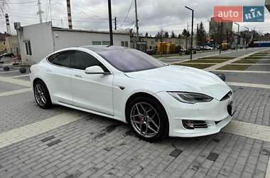 Лифтбек Tesla Model S 2014 в Львове фото 6 Лифтбек Tesla Model S 2014 в Львове