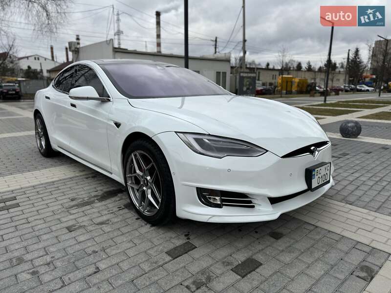 Лифтбек Tesla Model S 2014 в Львове фото 8 Лифтбек Tesla Model S 2014 в Львове