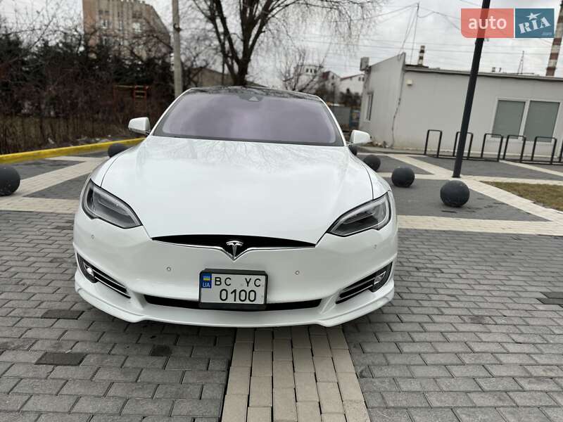 Лифтбек Tesla Model S 2014 в Львове фото 9 Лифтбек Tesla Model S 2014 в Львове