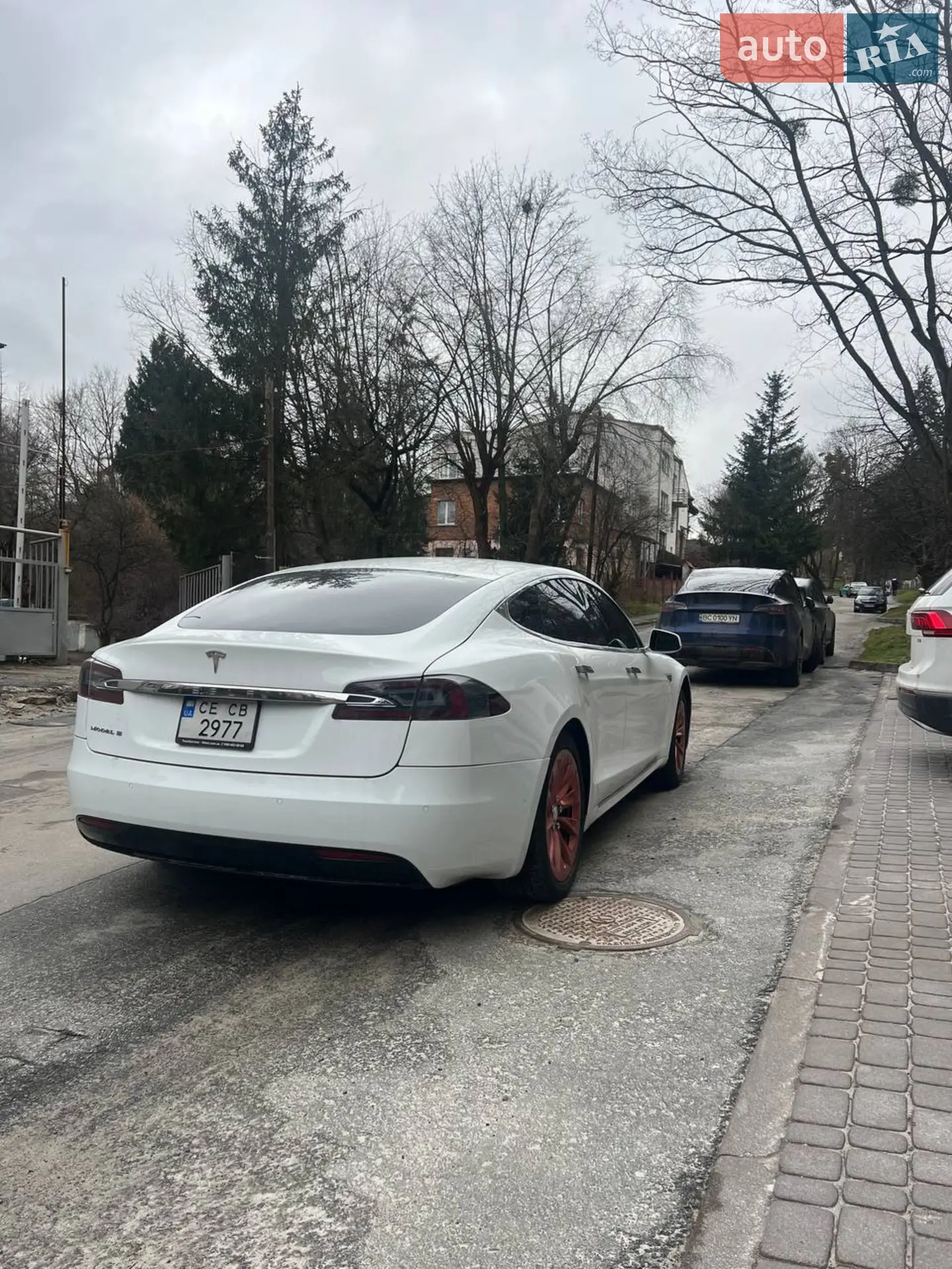 2016 Tesla Model S - мініатюра 10