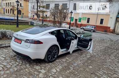 Ліфтбек Tesla Model S 2016 в Кам'янець-Подільському