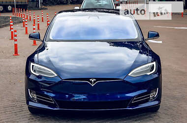 Ліфтбек Tesla Model S 2017 в Полтаві