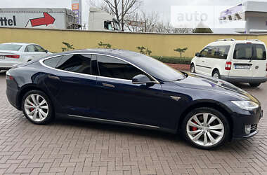 Лифтбек Tesla Model S 2014 в Виноградове