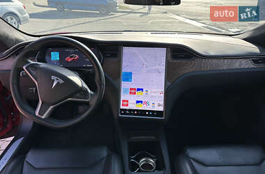 Лифтбек Tesla Model S 2019 в 
