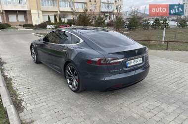 Ліфтбек Tesla Model S 2015 в Одесі