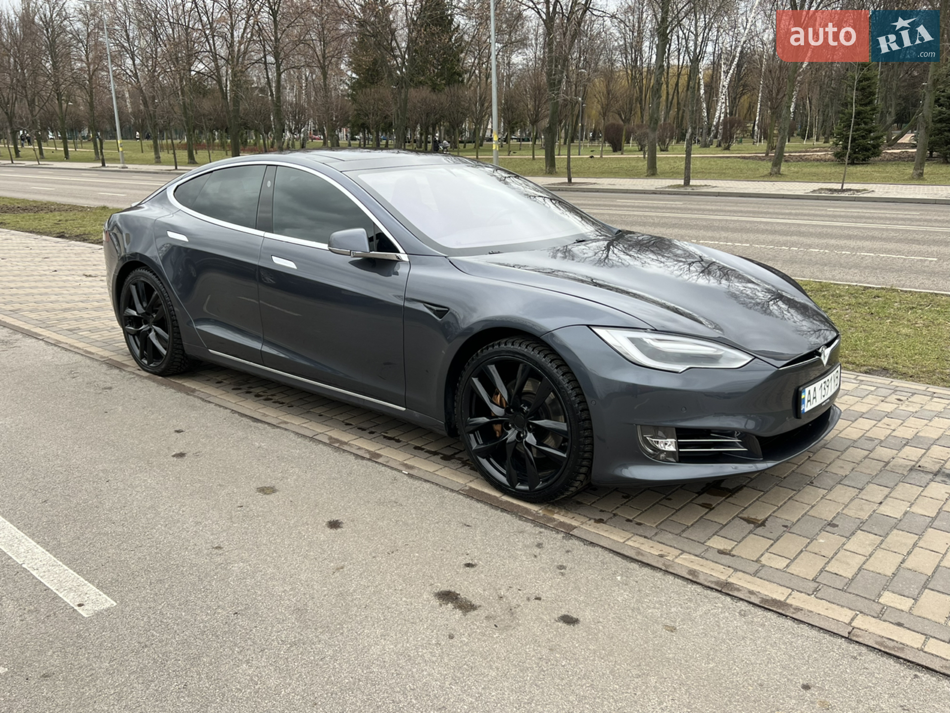 2018 Tesla Model S - фото 1
