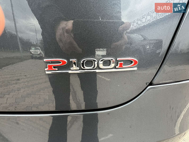 Лифтбек Tesla Model S 2018 в Киеве