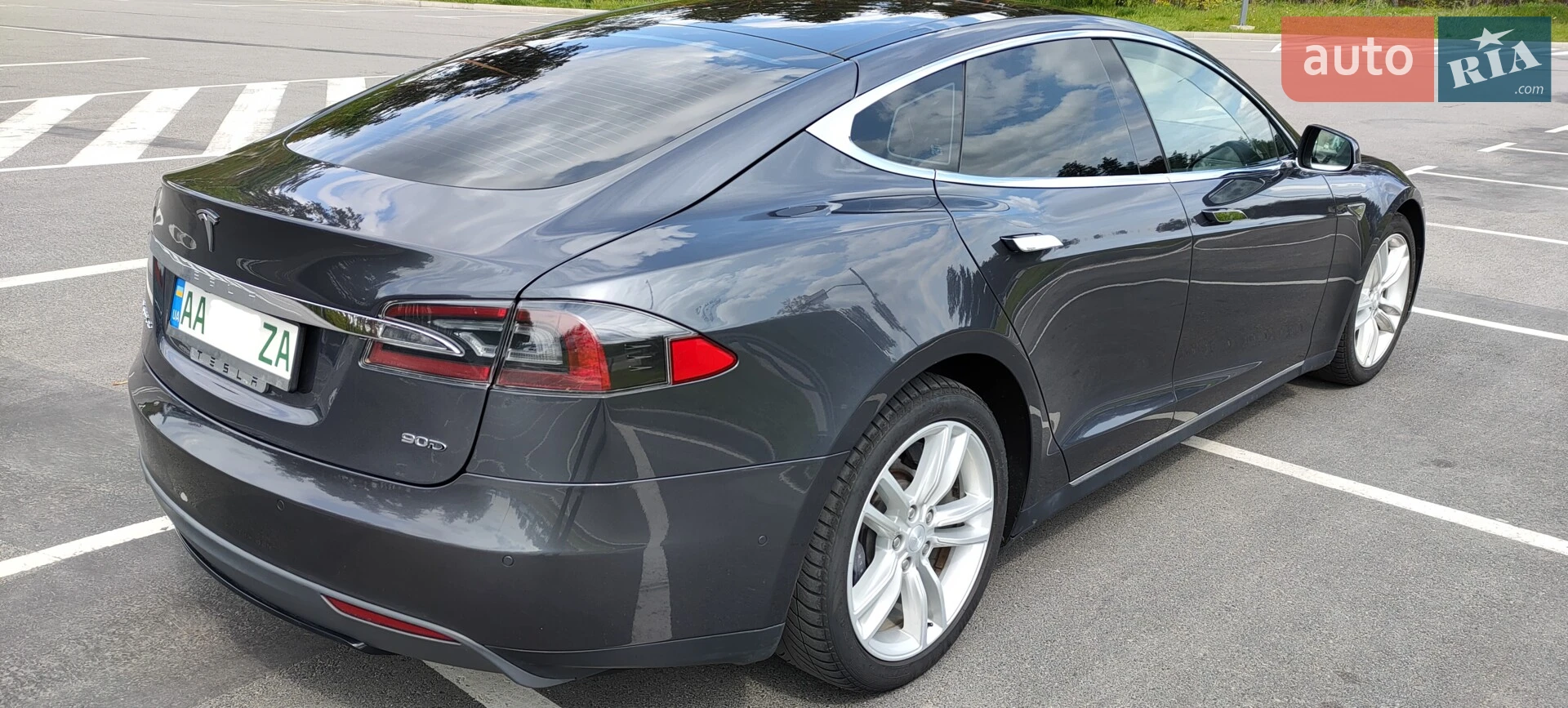 2015 Tesla Model S - мініатюра 4