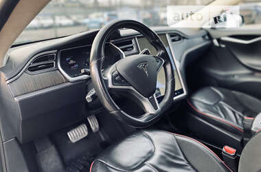 Лифтбек Tesla Model S 2013 в Киеве