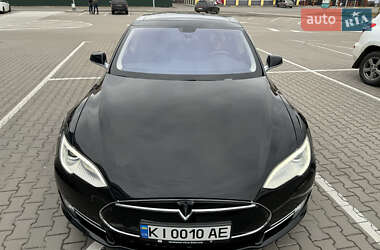 Лифтбек Tesla Model S 2014 в 