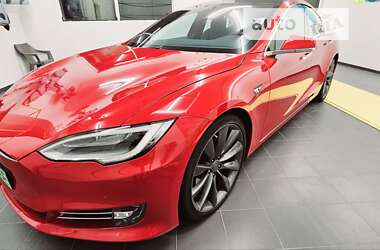 Ліфтбек Tesla Model S 2018 в Житомирі