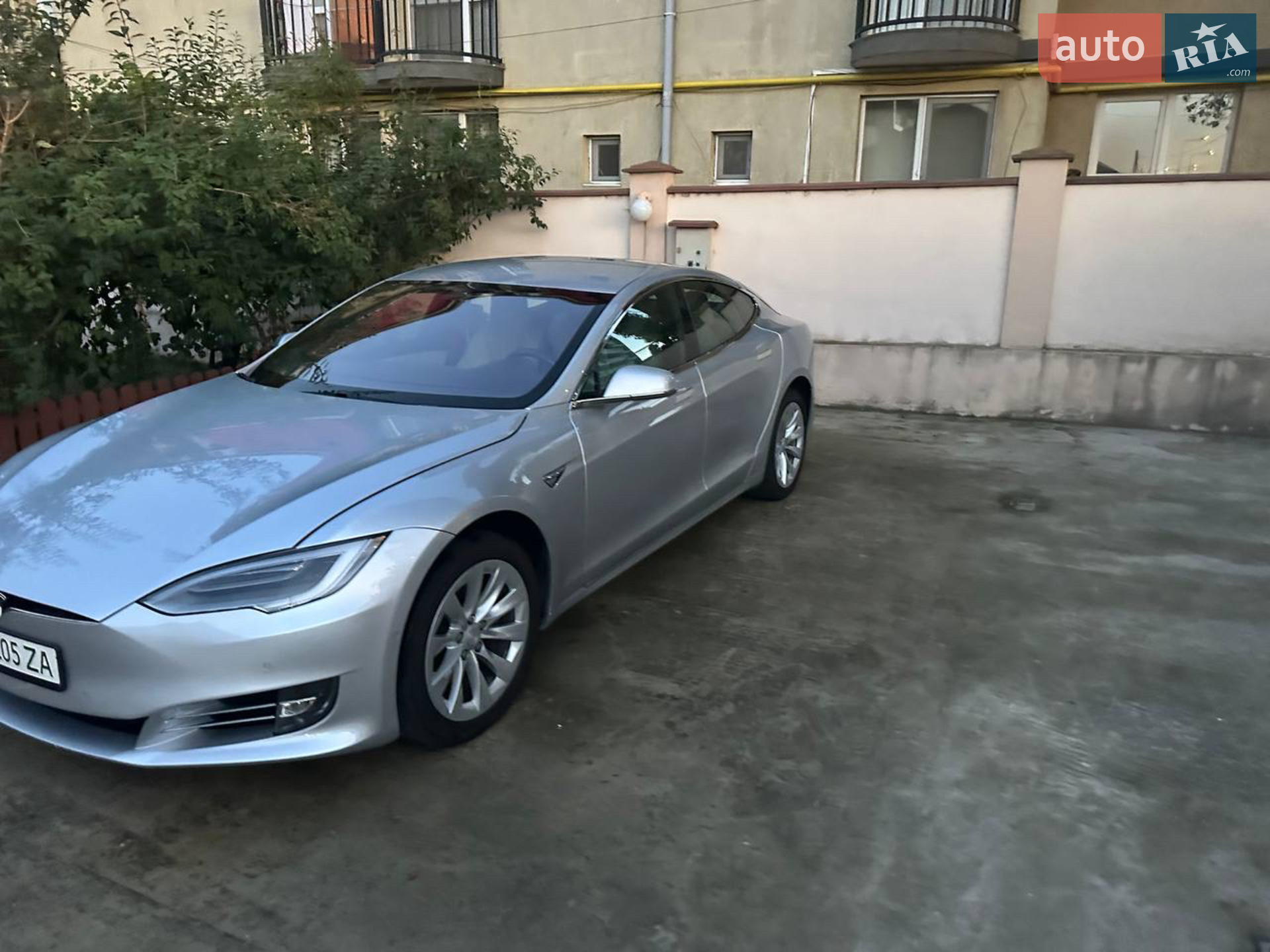 2016 Tesla Model S - мініатюра 13