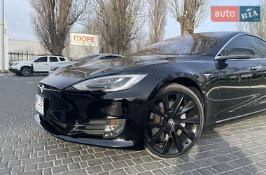 Лифтбек Tesla Model S 2019 в Одессе