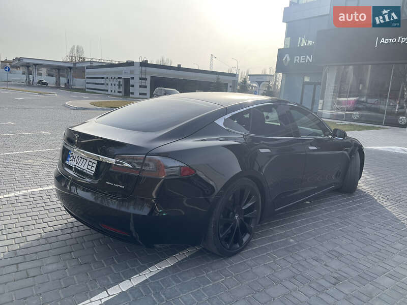 Лифтбек Tesla Model S 2019 в Одессе